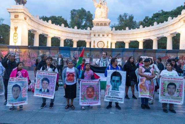 Centro Prodh Defiende A Padres De Los Y Presuntos Perpetradores