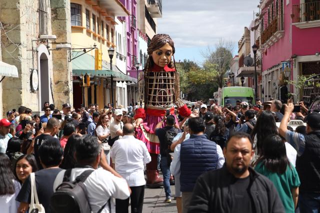 La Peque A Amal Visita Los Mercados De Oaxaca La Jornada Videos